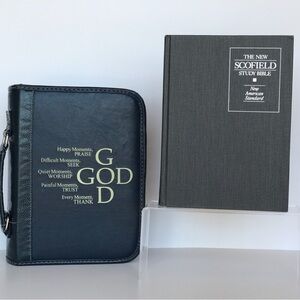 Vintage Scofield Study Bible New American Standard with Case Zipper Handle & Pen